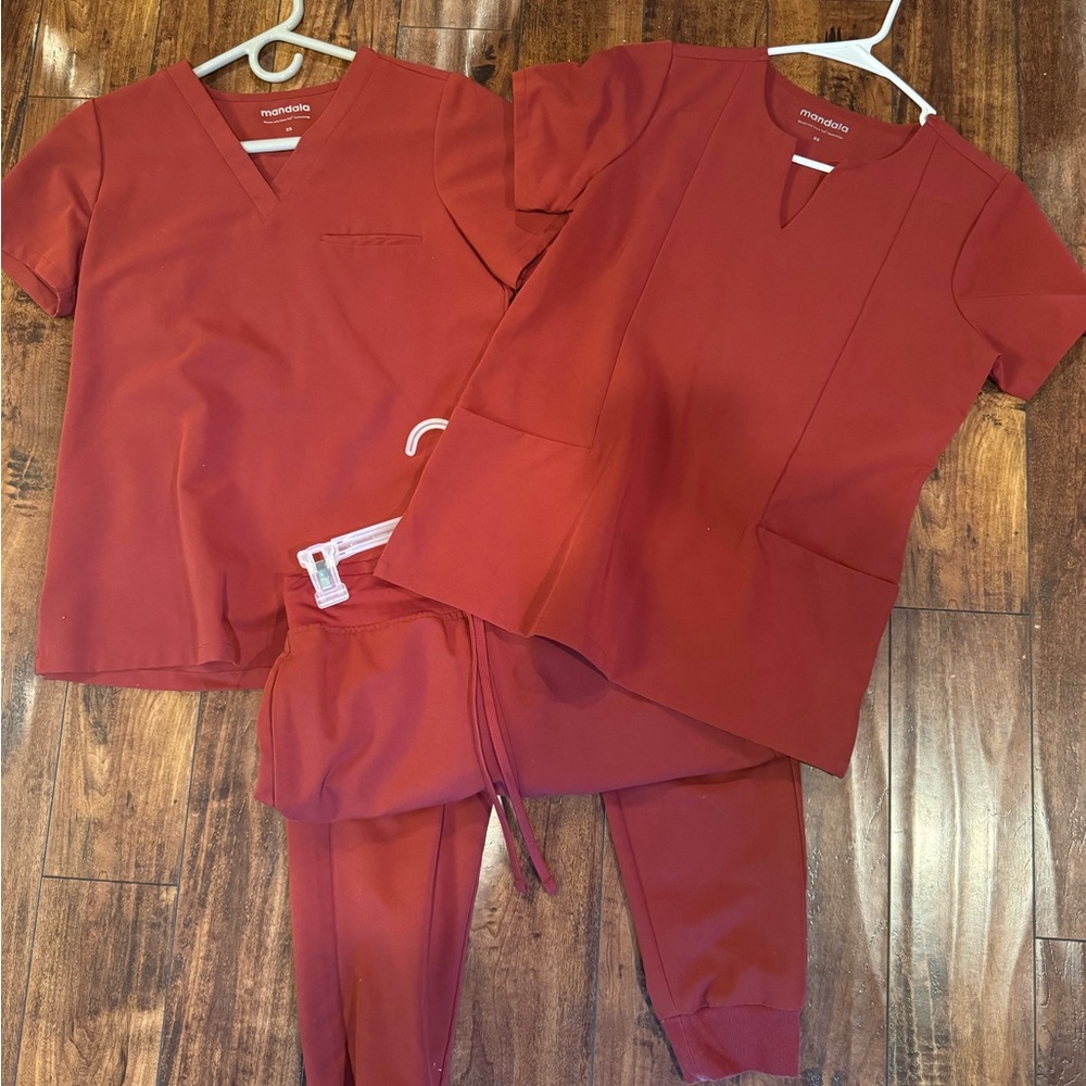 Mandala Brick Red Scrubs set